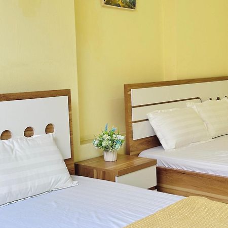 Kim Anh Hotel Ха Лонг Екстериор снимка