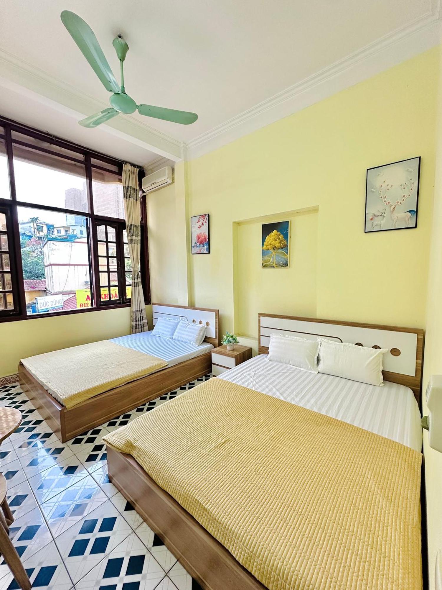 Kim Anh Hotel Ха Лонг Екстериор снимка